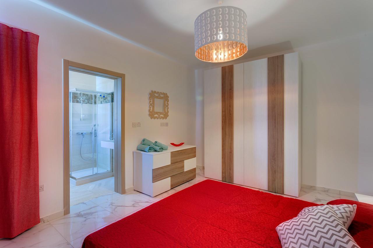 Marvelous 2 Bedroom Apartment By The Sea Кавра Екстериор снимка